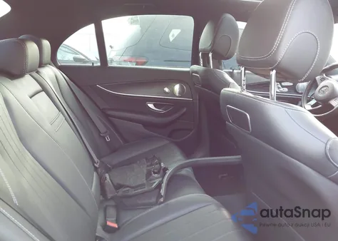 2018 Mercedes-Benz E 400 4Matic из США, поврежденный, VIN WDDZF6GBXJA369532